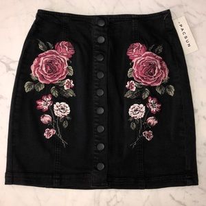 PacSun skirt